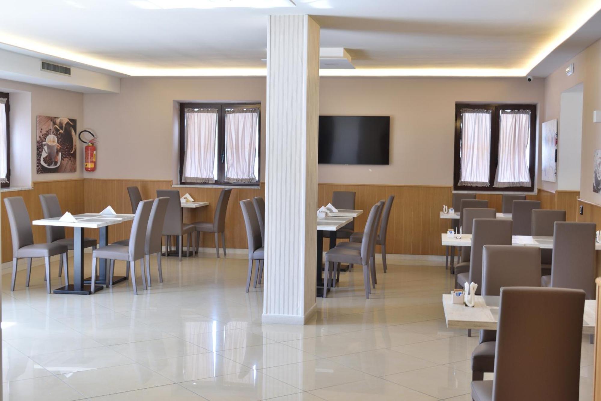 Hotel Futuro Aversa Exterior foto
